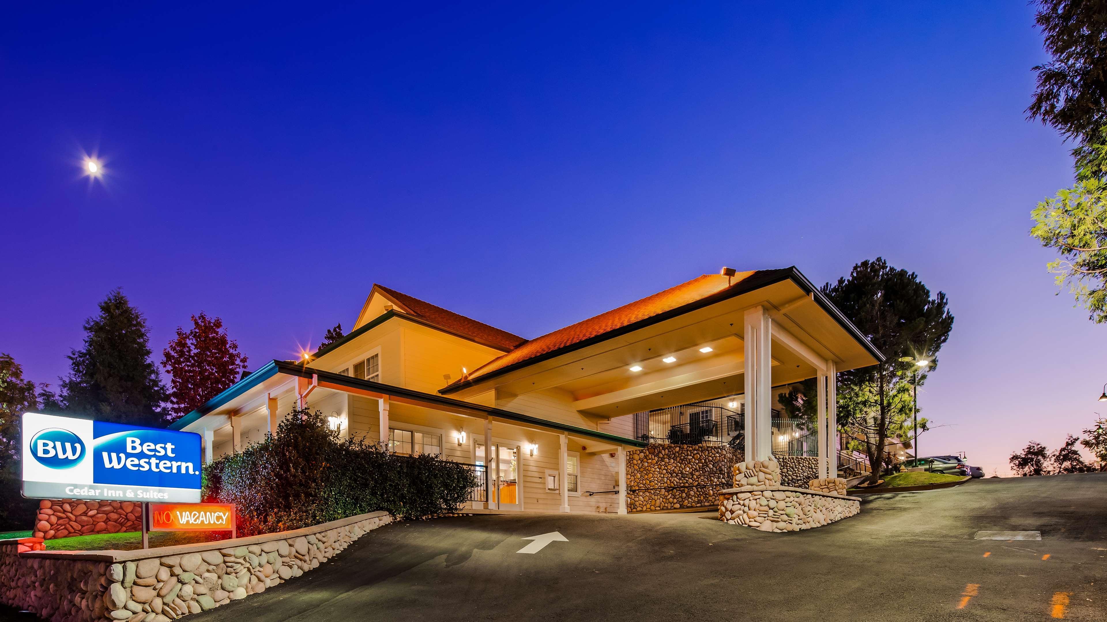 Best Western Cedar Inn & Suites Angels Camp Exterior foto